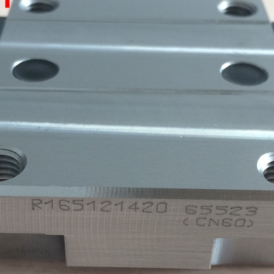 Los rodamientos de bolas lineales / rodamientos de diapositivas lineales R165129420 23x70x86.2 mm